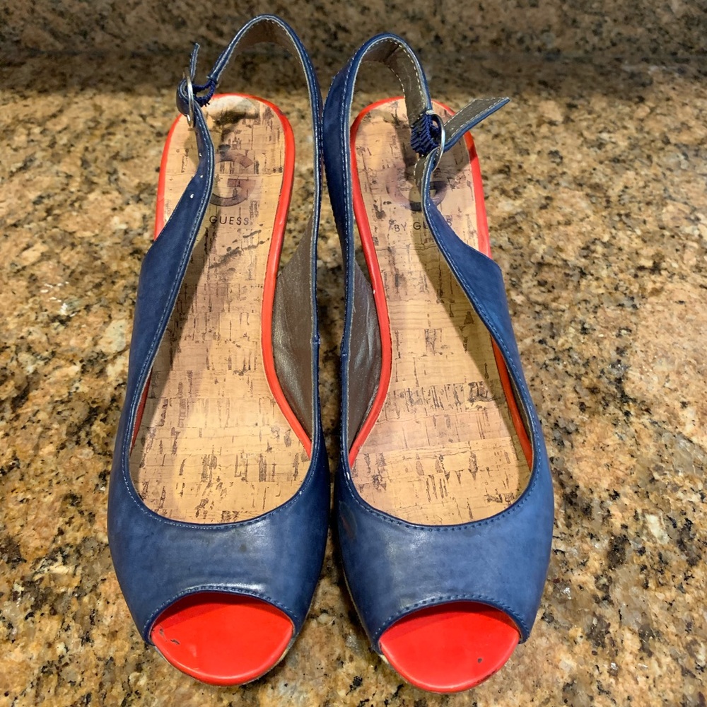 Guess Hawaiian Wedge. Size 7 1/2.